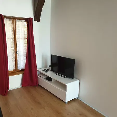 Maison Du Dauphin 1534 Apartment
